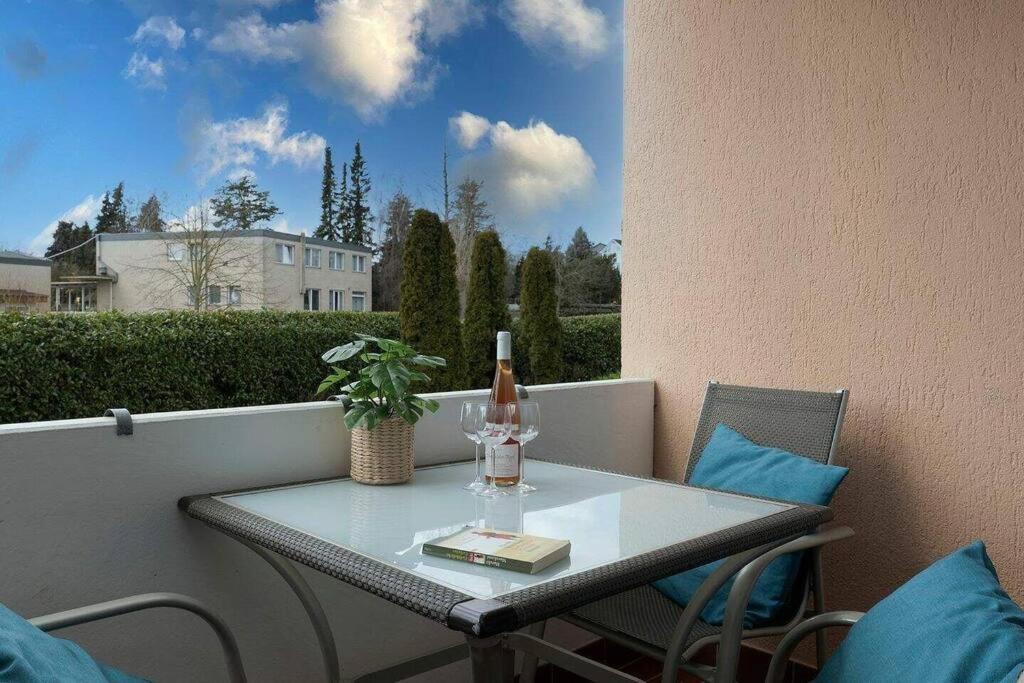 Moderne Ferienwohnung Groemitz Mit Garten/Terrasse Bagian luar foto